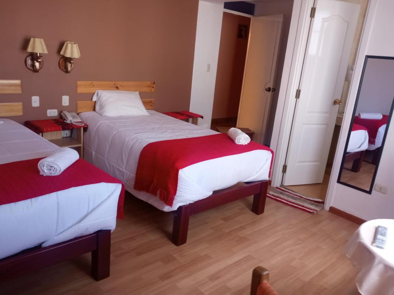 Kuntur Inn Hotel Puno Buitenkant foto